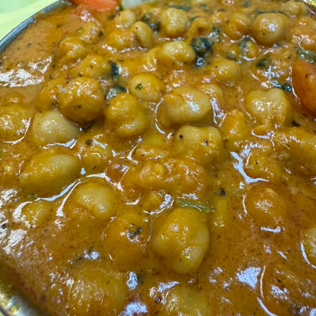 Chana Peshawari.